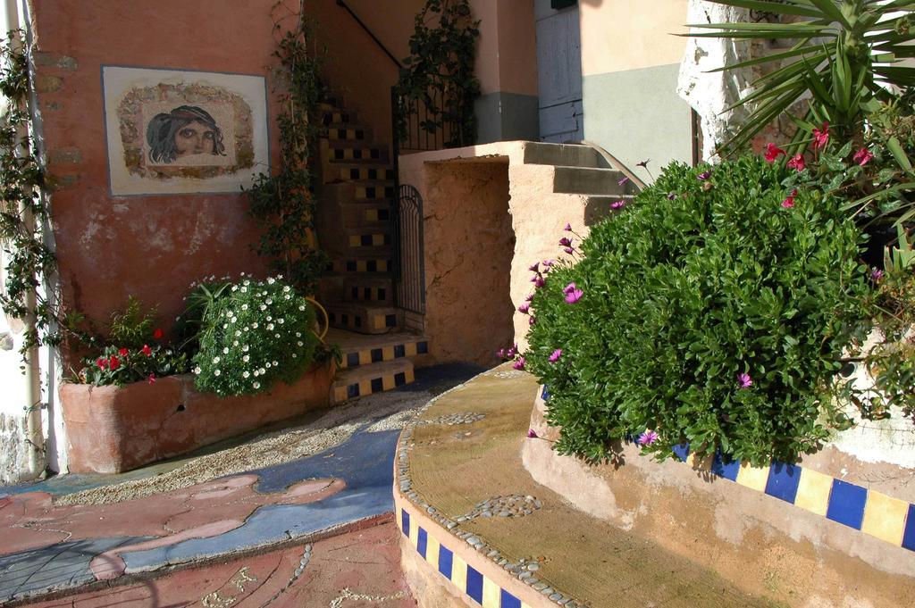 Villa D'Arte Mortola Superiore Bagian luar foto